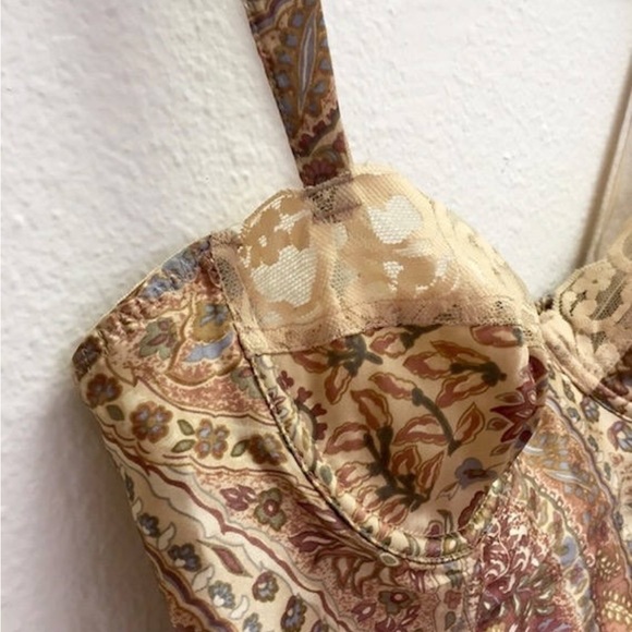 Rare vintage Victoria secret silk set - Picture 3 of 6